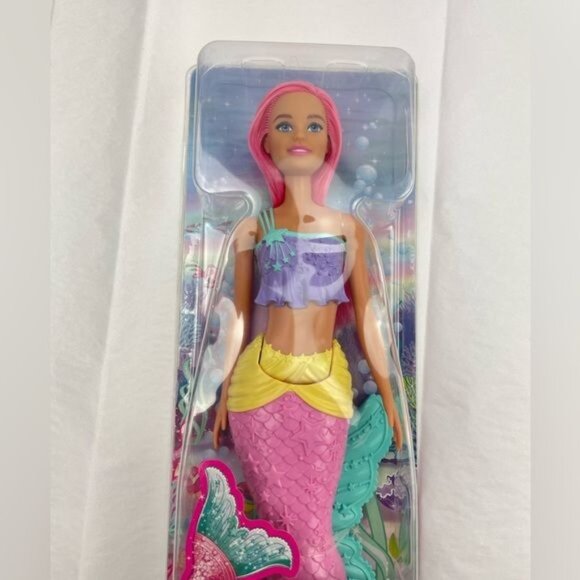 Barbie Dreamtopia Mermaid Doll Pink Hair - Picture 3 of 5